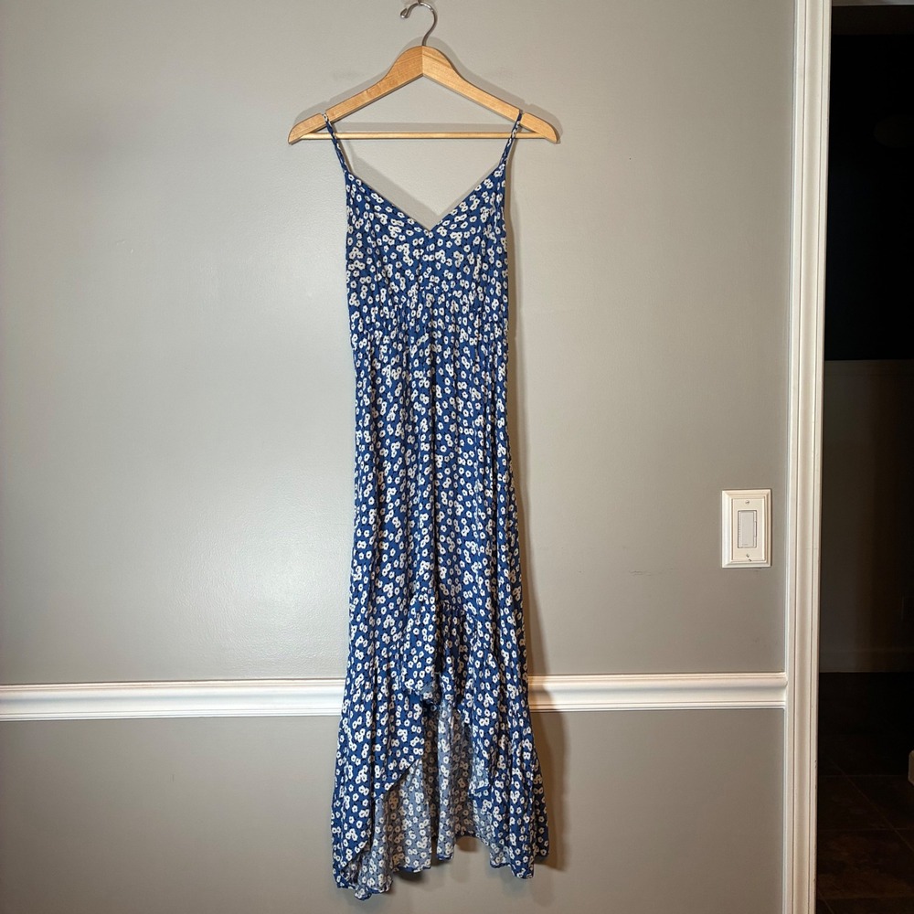 Pacific Vibes Blue White Floral Daisy High-Low Maxi Dress Smocked Back Medium